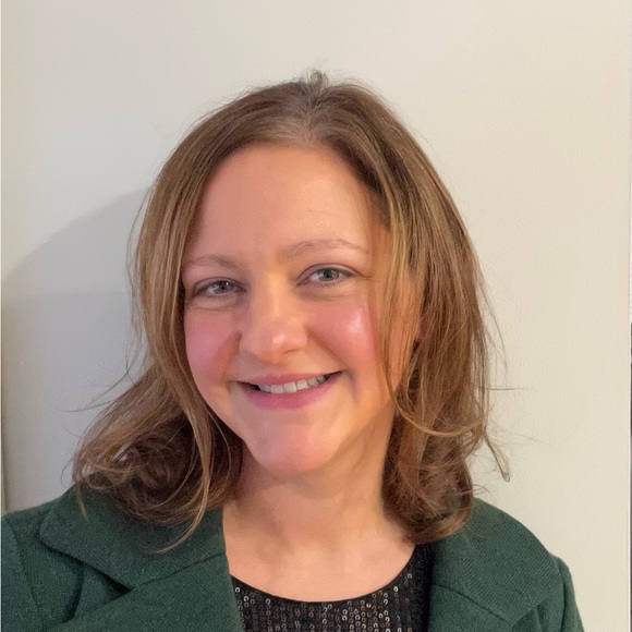 Meet your Posher, Sarah - Picture 1 of 1